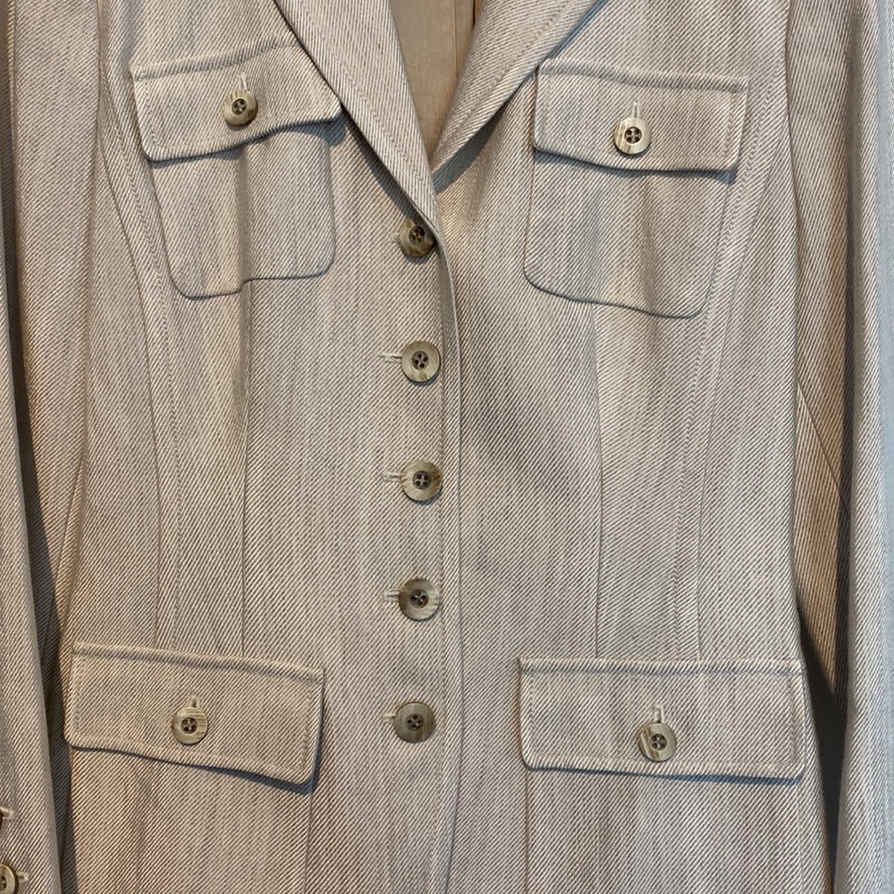 Worth beautifully tailored blazer jacket cream linen color petite 8Viscose linen